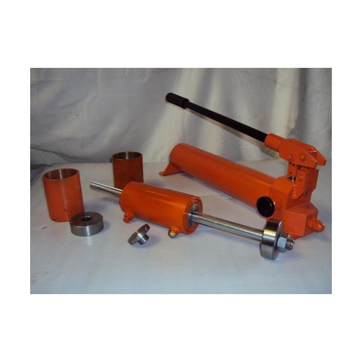 Pumps and hydraulic jacks