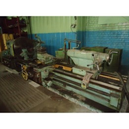 Lathe 1M65