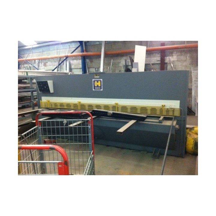  HACO 3000 x 6 MM. 