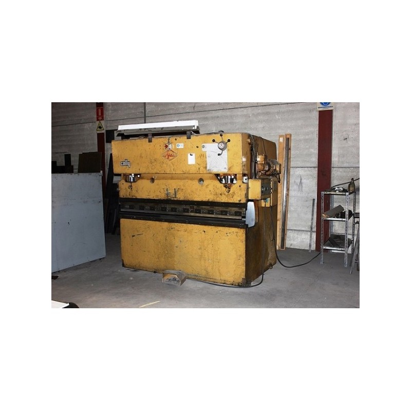 HYDRAULIC press brake AJIAL 2,000 x 50 TM  