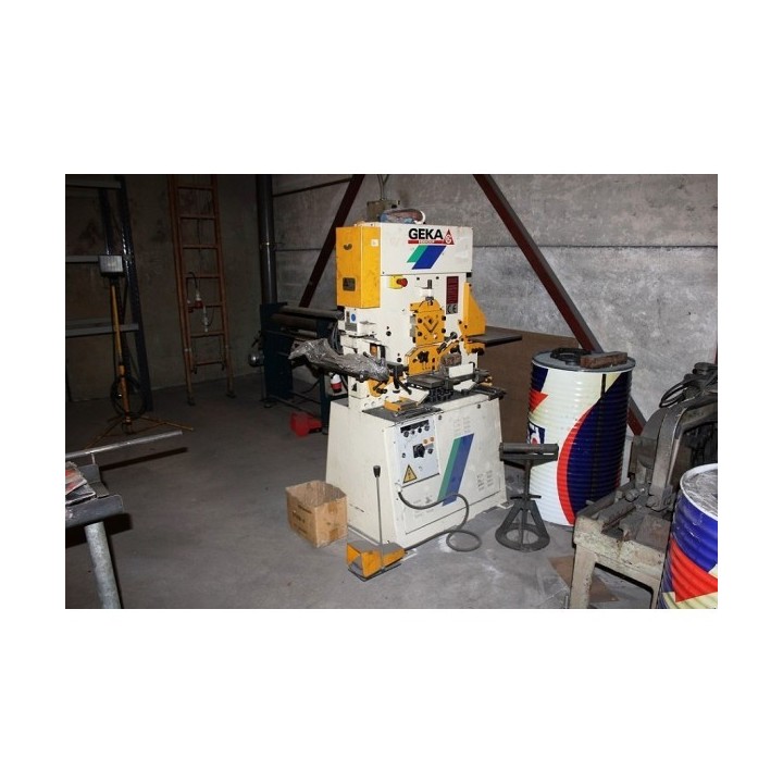 GEKA 50 BENDICROP PUNCHING MACHINE  