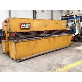 Shearing machine hydraulic AJIAL 3,000 x 6 MM.  MODEL: 630