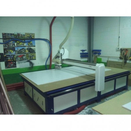 CNC ebakitzeko makina 3000X2000 mm