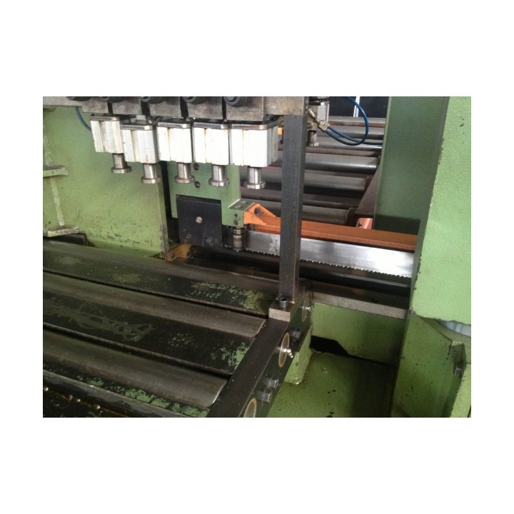 Band Saw / sierra de corte Uniz 520/900