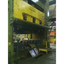 Prensa de chapa INNOCENTI S4-900 180