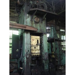 Prensa recortadora VORONEZH K9536 400t