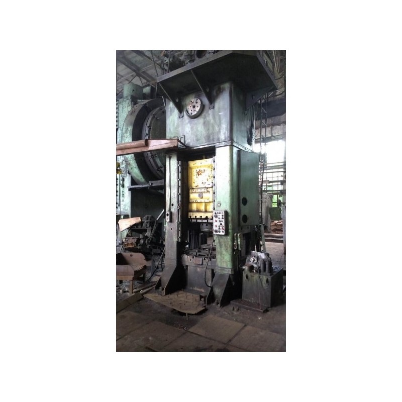 Prensa recortadora VORONEZH K9536 400t