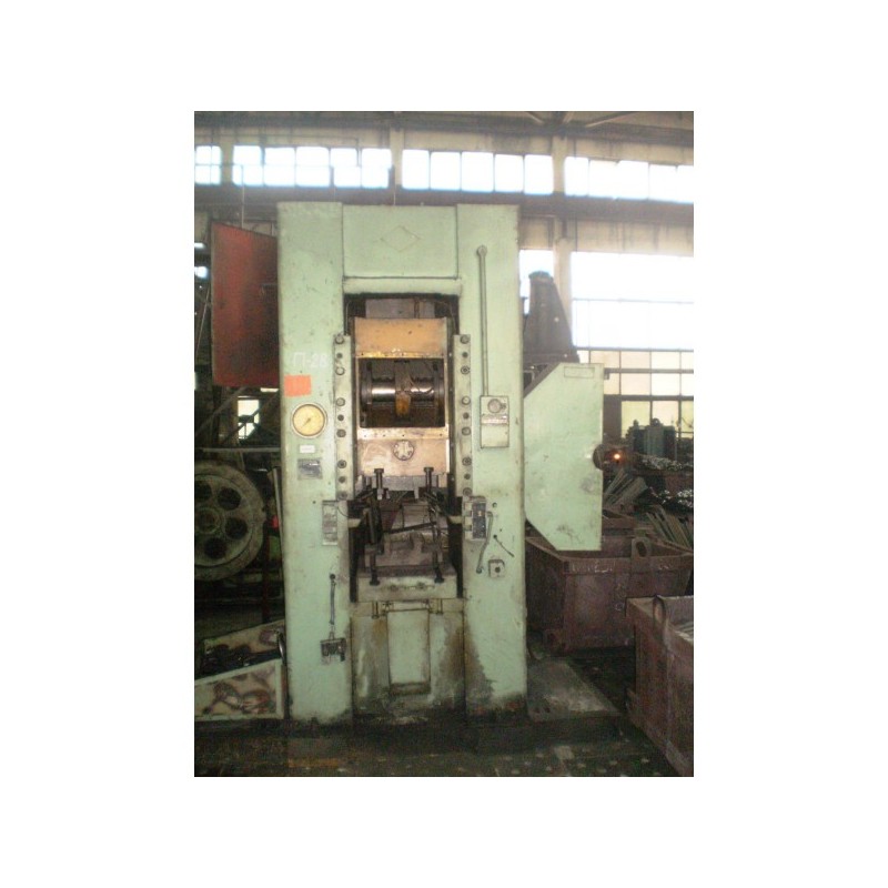 Prensa troqueladora Pinsk K8336 400ton