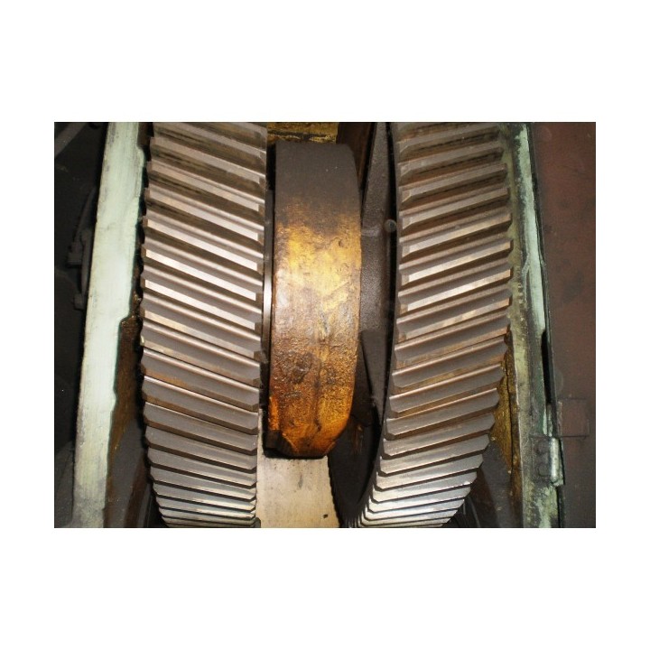 Prensa troqueladora Pinsk K8336 400ton