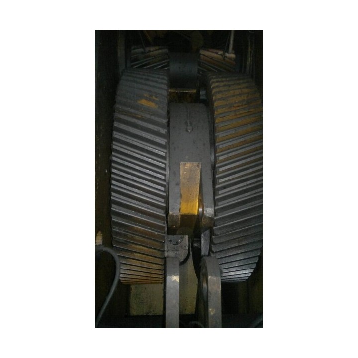 Prensa troqueladora KB 8340 1000t