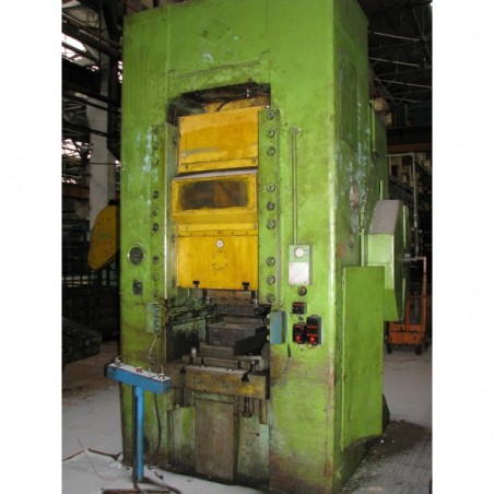 Prentsa trokelatzailea Barnaul K8340 1000t