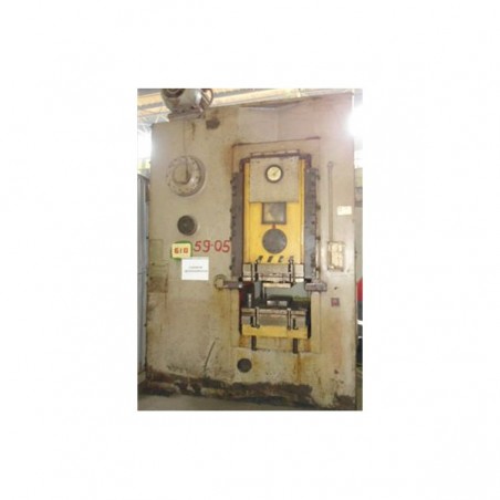 Presse à découper KB 8338 630t BARNAUL
