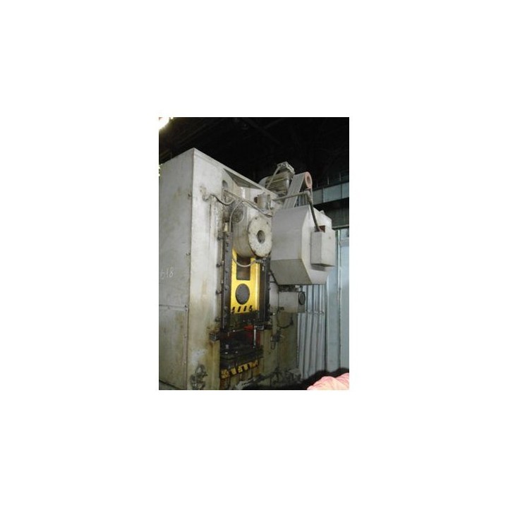 Prensa troqueladora KB 8338 630t  BARNAUL