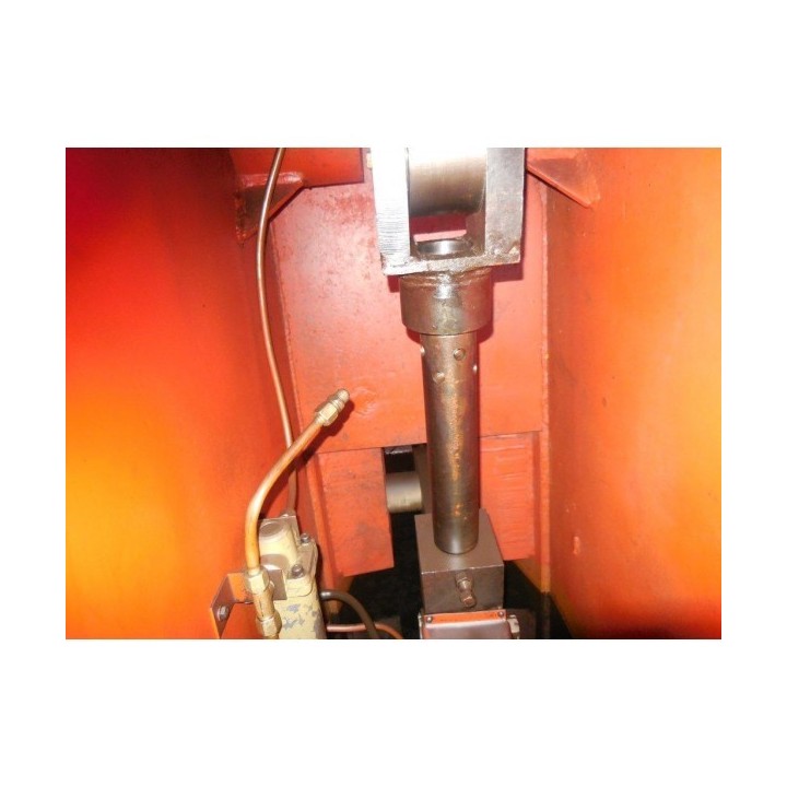 Prensa troqueladora KB 8338 630t  BARNAUL