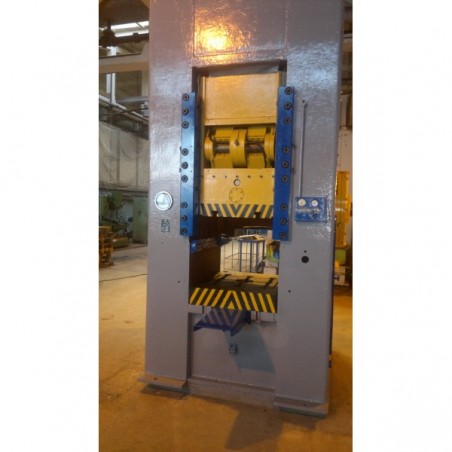 Prensa troqueladora de extrusión BARNAUL K0034 250 t