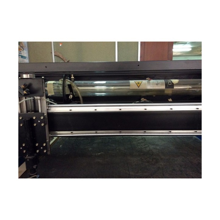 MAQUINA CORTE LASER