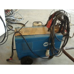 MAQUINA SOLDADORA MEDIANA