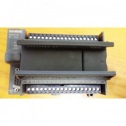 Aquí tienes la traducción al catalán:

**PLC SIEMENS S7 200 CPU** - Components per a automatització