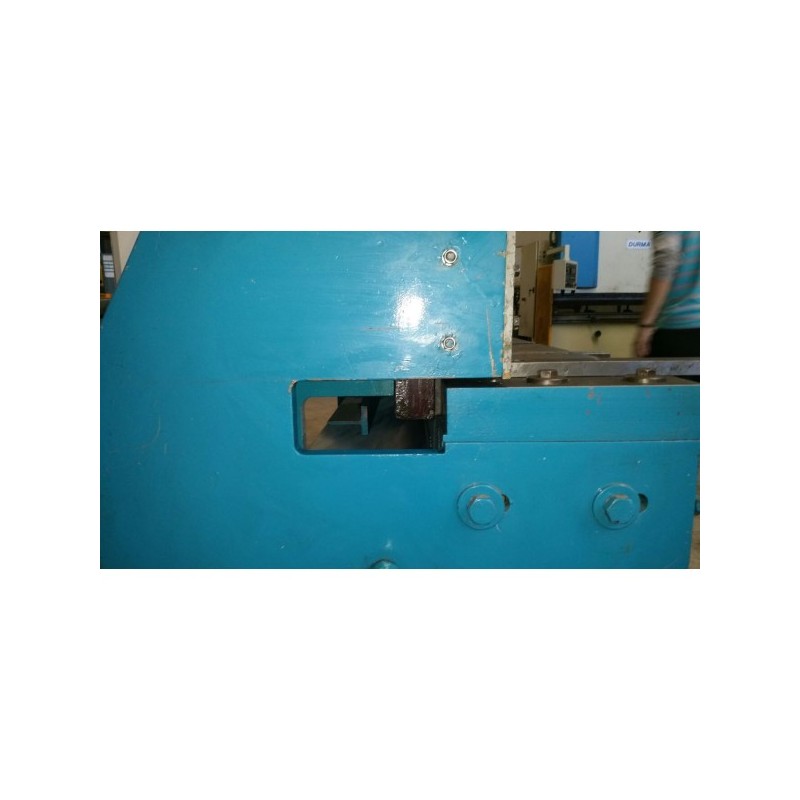 Cizalla Guillotina Llavia Cumsa 2x2