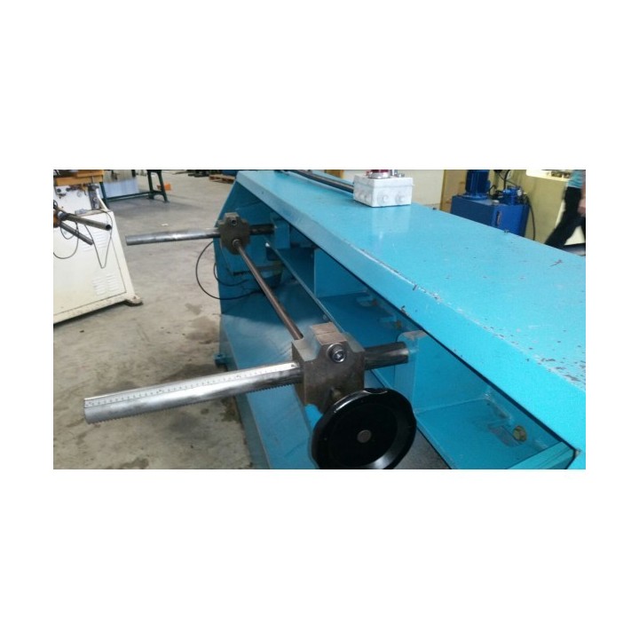 Cizalla Guillotina Llavia Cumsa 2x2