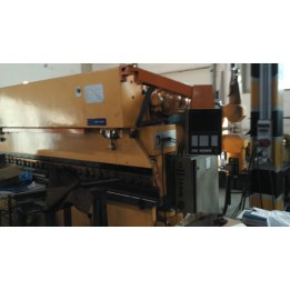 Plegadora AJIAL CNC 3200P