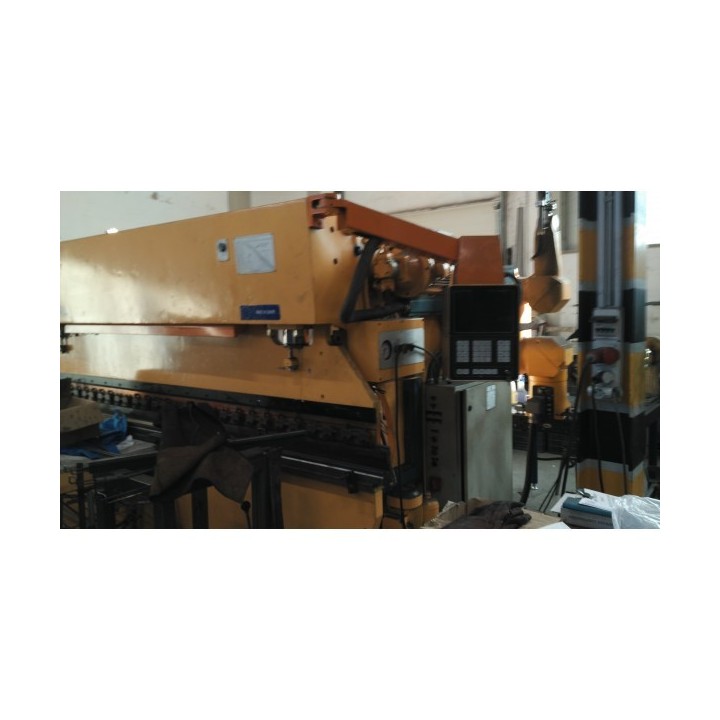 Plegadora AJIAL CNC 3200P