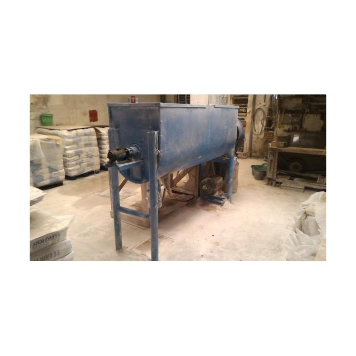 Mezcladora para elaboración de productos en polvo