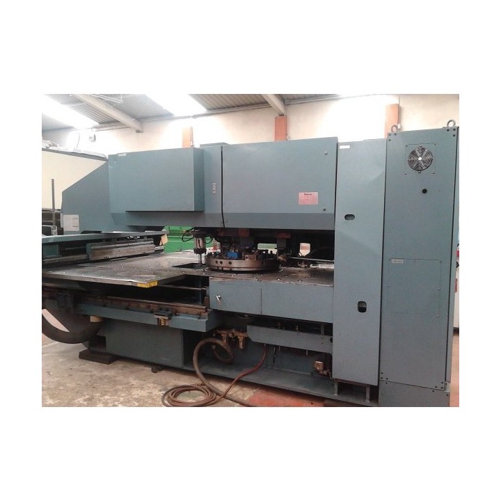 Punzonadora Amada Pega 244 6m