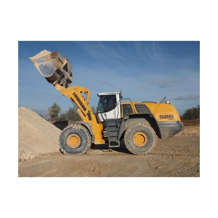 LIEBHERR L586 2PLUS2