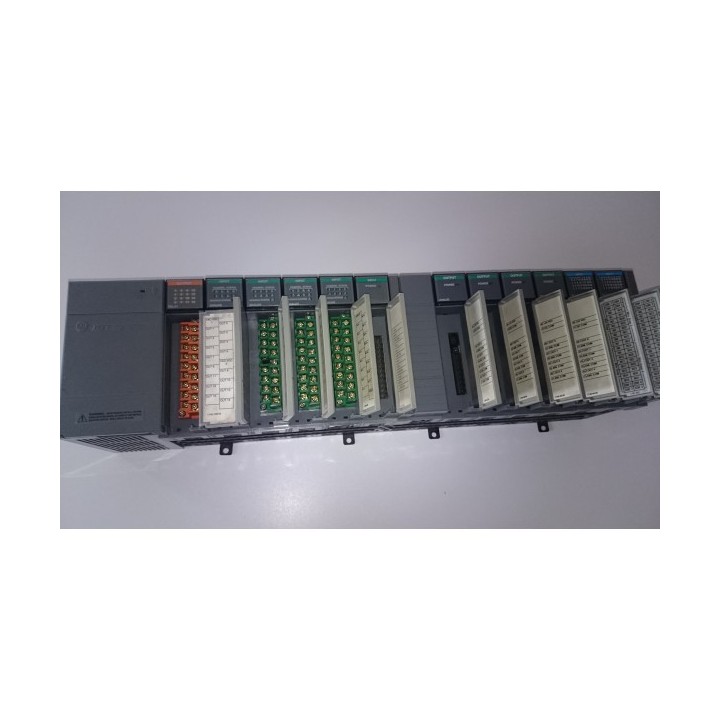 ALLEN BRADLEY SLC 500 I/O SYSTEM 12 SLOT
