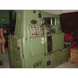 GEAR CUTTING MACHINE - Cutting tools