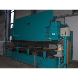 Hammerle 175 ton x 4600 press brake