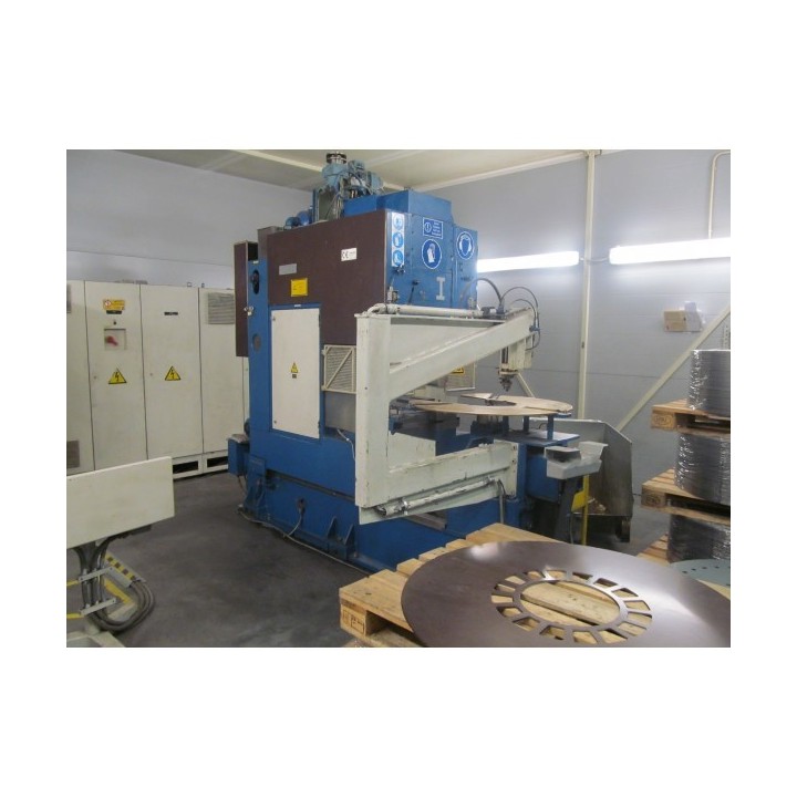 Schuler N16N Notching press