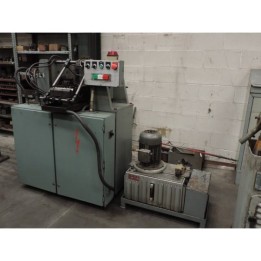 MAQUINA AUTOMATICA DE CLAVAR PUNCETAS A EJES