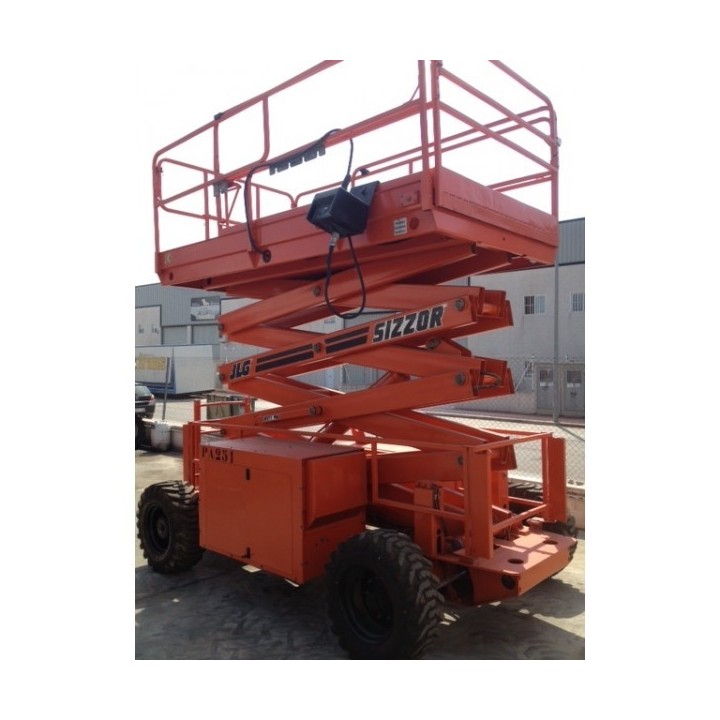 TIJERA DIESEL, 33 RTS (4X4X2), 12 M. JLG
