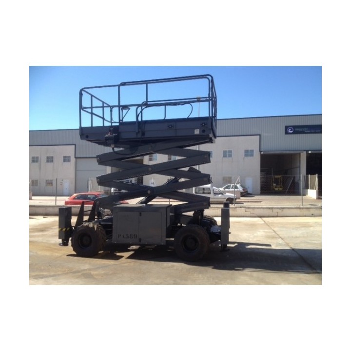 TIJERA DIESEL, 33 RTS (4X4X4), 12 M. JLG