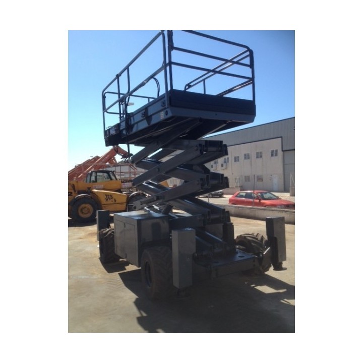 TIJERA DIESEL, 33 RTS (4X4X4), 12 M. JLG