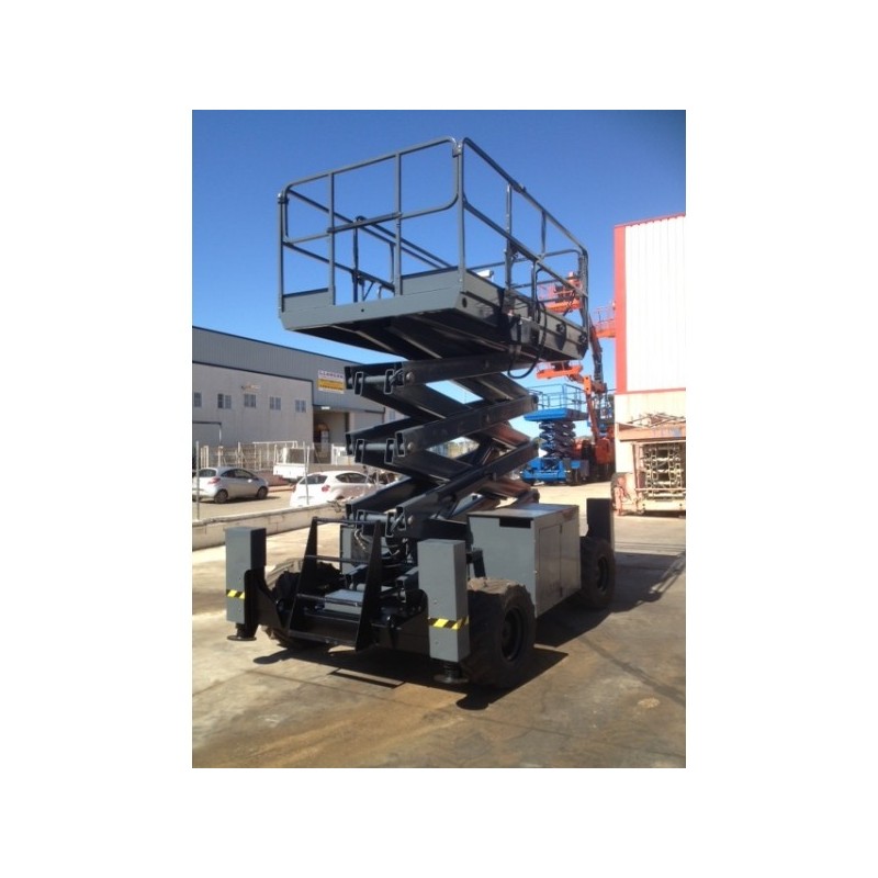 TIJERA DIESEL, 33 RTS (4X4X4), 12 M. JLG