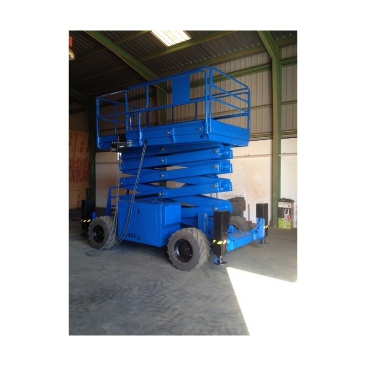 TIJERA DIESEL 40 RTS, 14 M. JLG