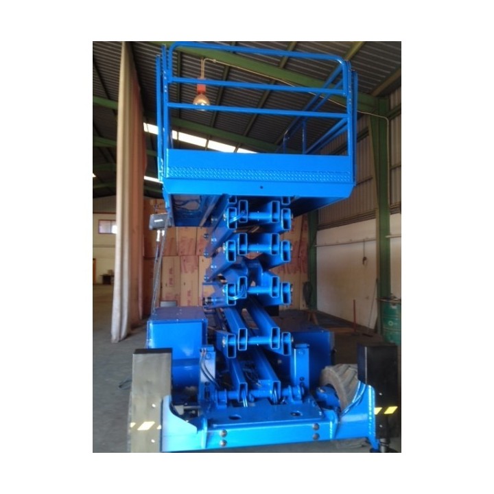 TIJERA DIESEL 40 RTS, 14 M. JLG