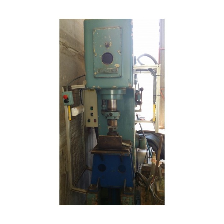 PRENSA HIDRAULICA VERTICAL