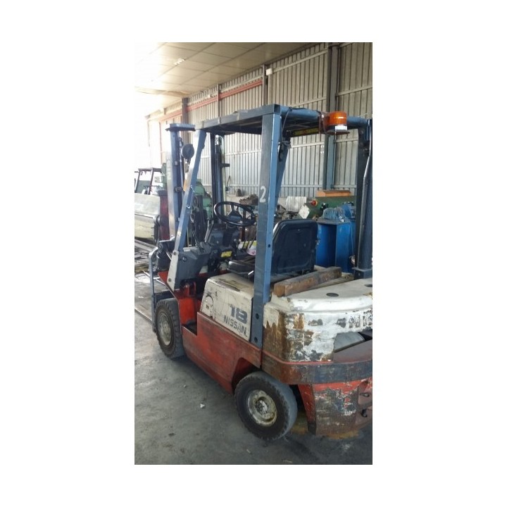 CARRETILLA ELEVADORA NISSAN