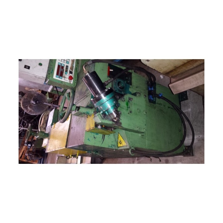 ENDEREZADORA CORTADORA DE VARILLA