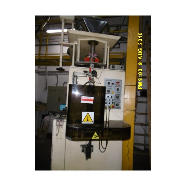 Máquina empaquetadora (marca Guill) y agrupadora (Marca Prolec) con autómata