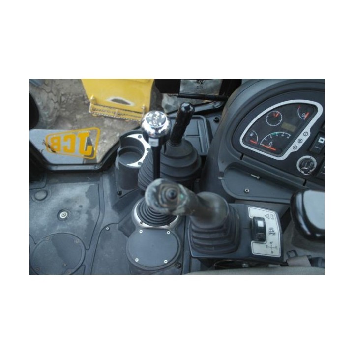 retro excavadora JCB 3CX 2010