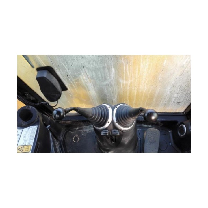 retro excavadora JCB 3CX 2012