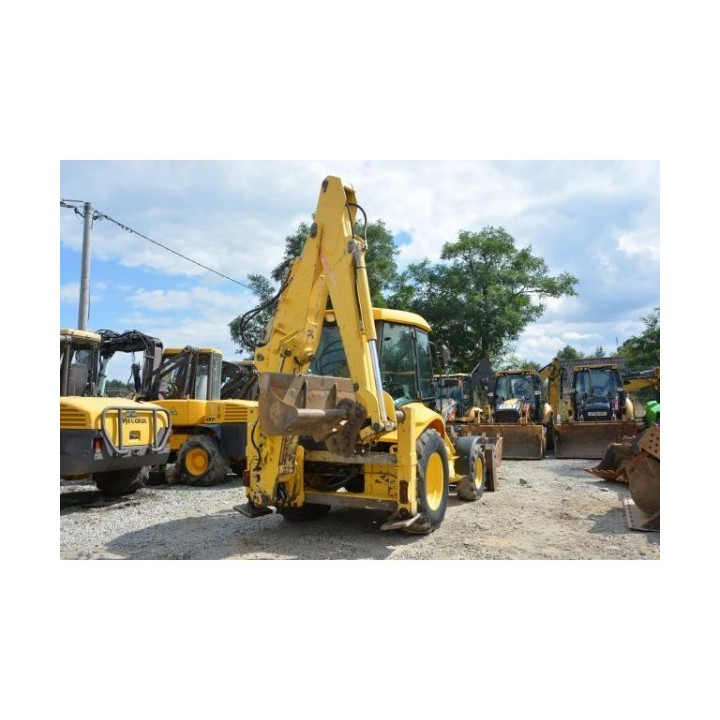 retro excavadora New Holland LB110 2003