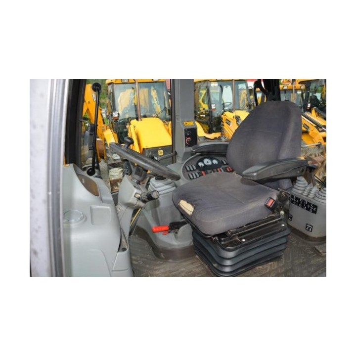 retro excavadora Volvo BL71 2009