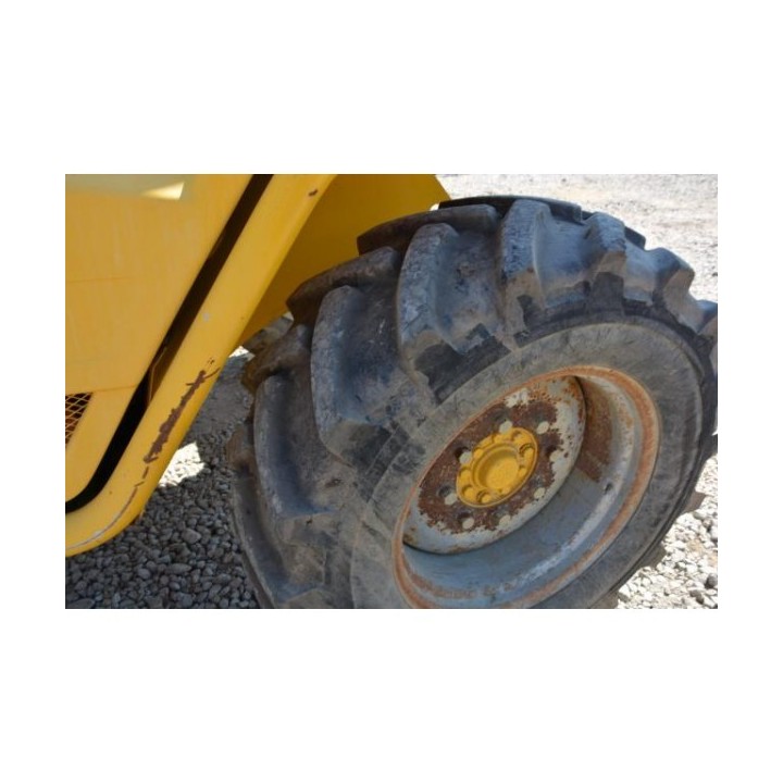 manipulador telescopico Merlo P28. 7 2002