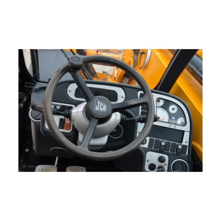 manipulador telescopico JCB 533-105 2010